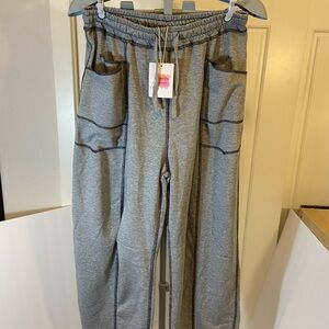 Gray Woman’s "Fashion be Yourself" Pants - Wide Leg - Large